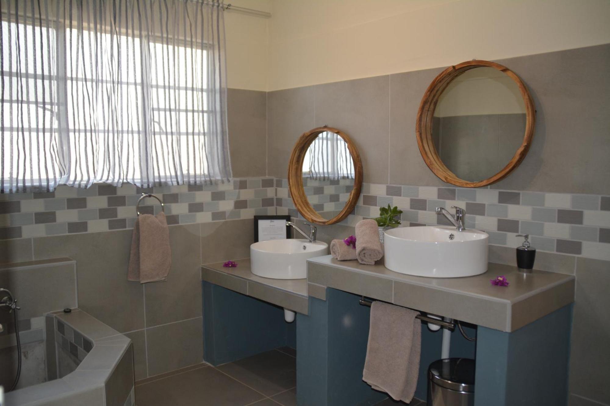 Gabus Safari Lodge Otavi Eksteriør billede